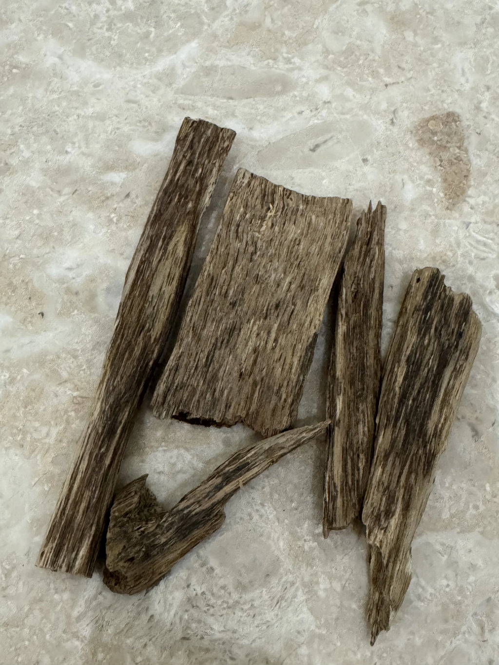Khashab Al-Oud Indian Assam Wood
